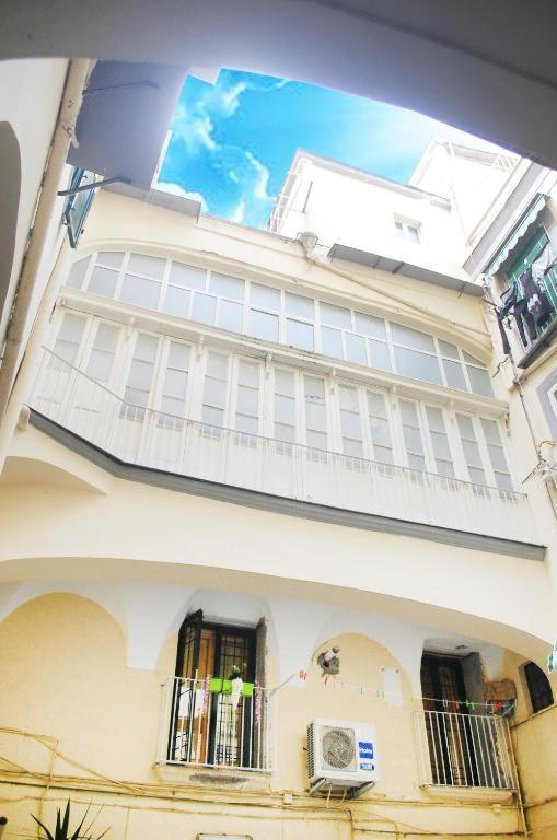 Legnosuites 3 Rooms 3 Bathrooms Group And Family By Housein나폴리 외부 사진